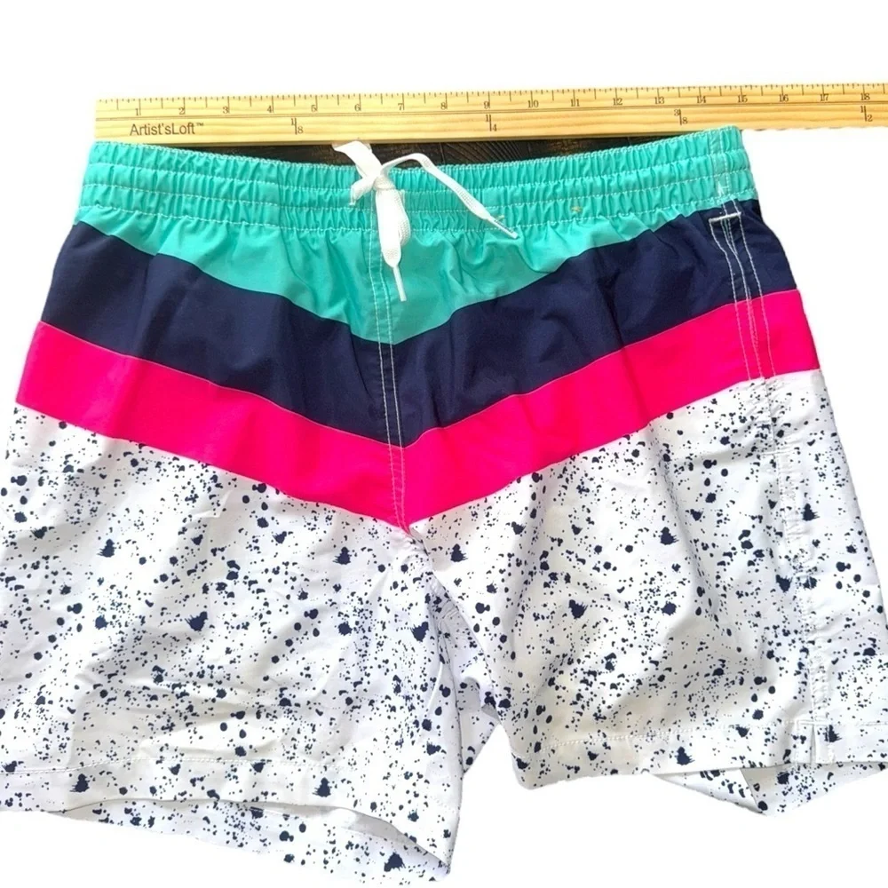 NWOT ▶️ CHUBBIES ◀️ The Aquatic Libations 5.5